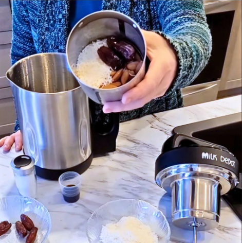 BEST NUT MILK MAKER